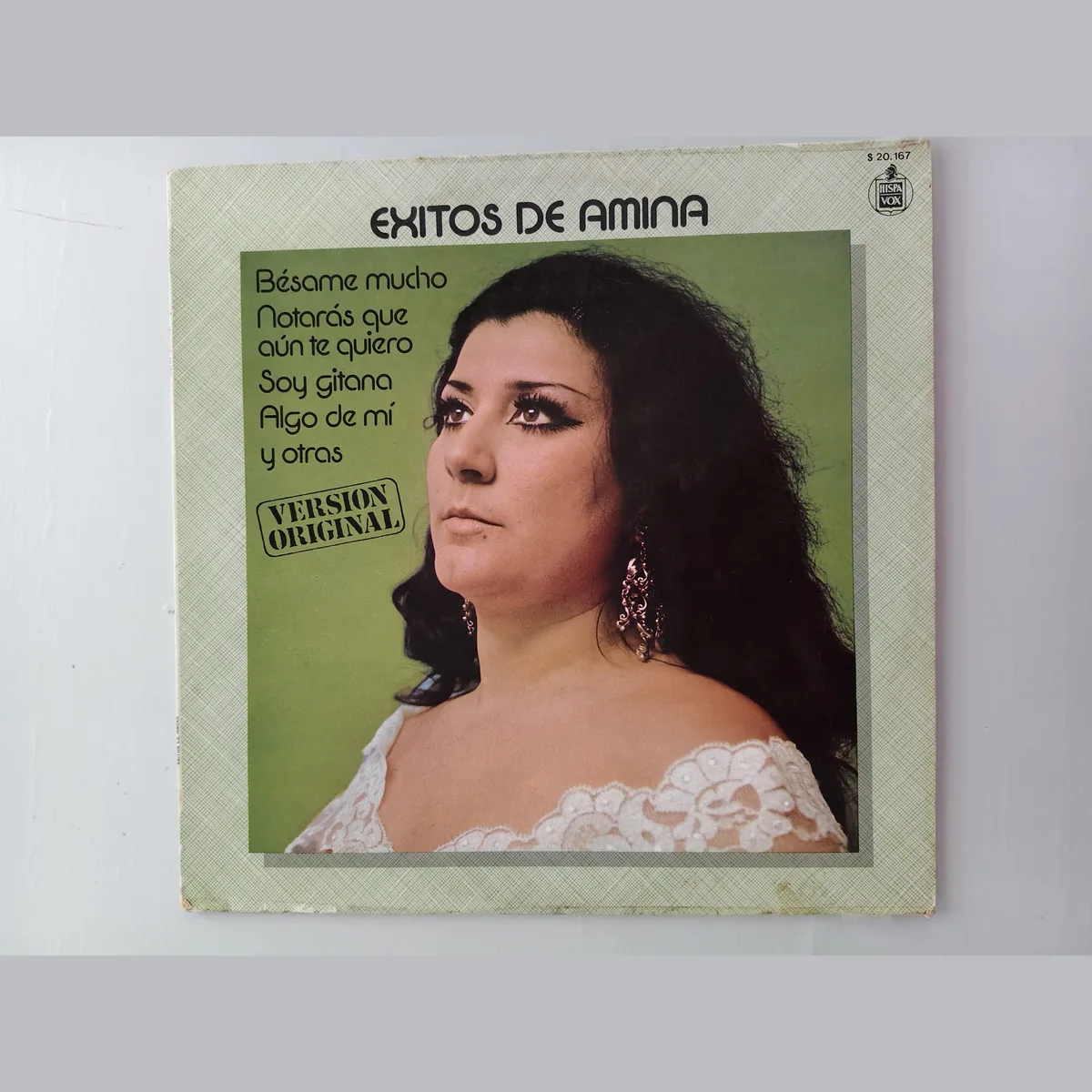 Portada de Éxitos de Amina, de Amina