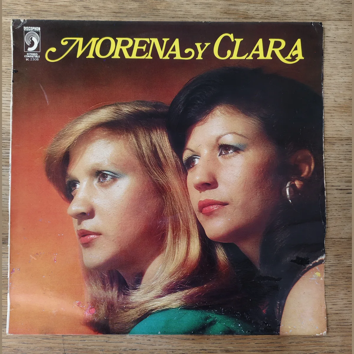 Morena y Clara