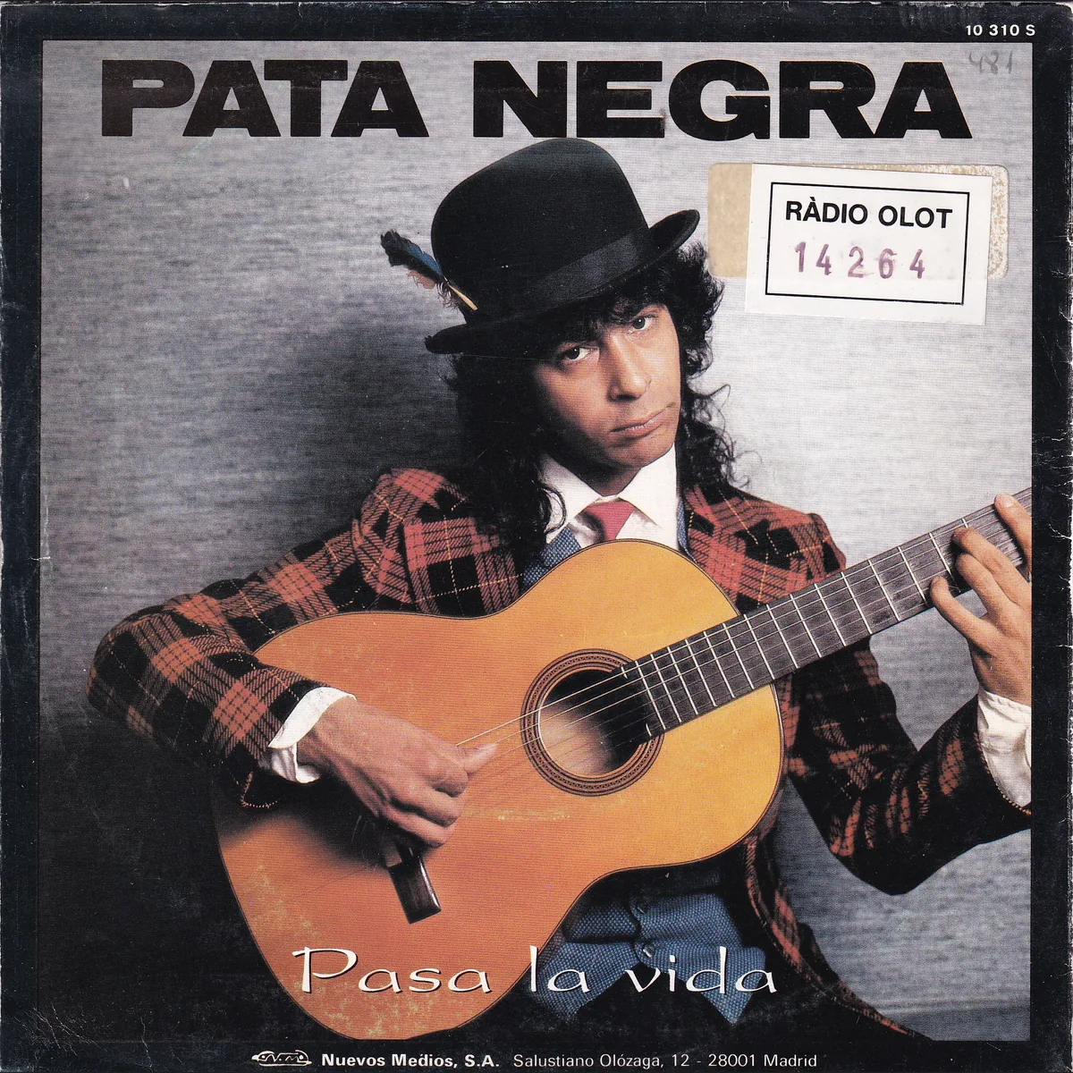 Otra vista de Yo me quedo en Sevilla – Pasa la vida (BLUES DE LA FRONTERA)