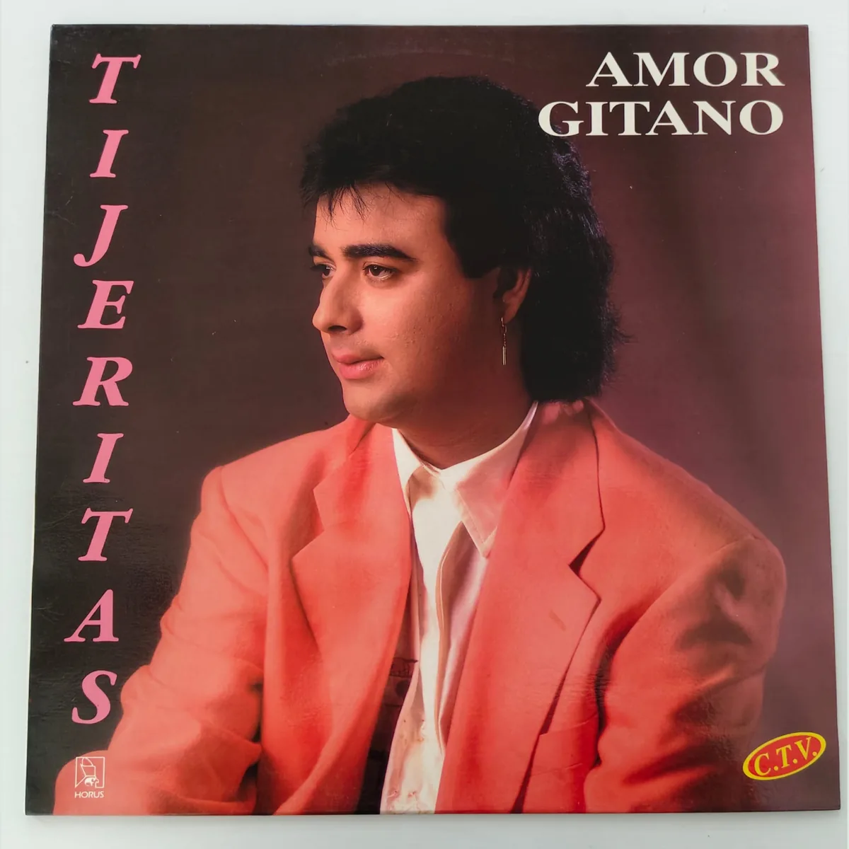 Portada de Amor gitano, de Tijeritas
